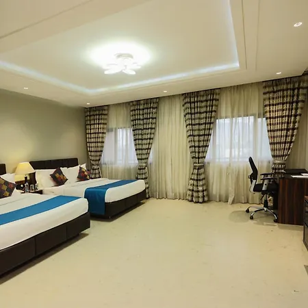 Comfort Inn Prince Bhuj Exterior photo