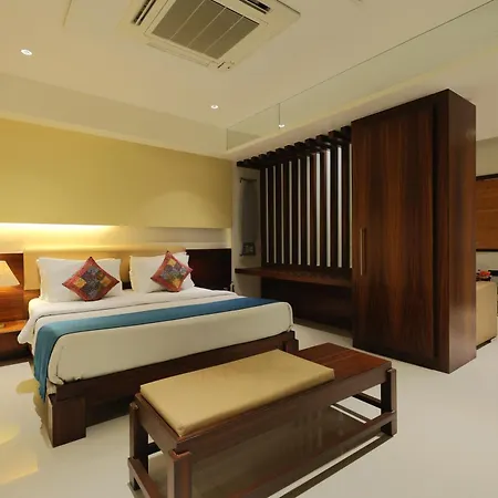 Comfort Inn Prince Bhuj Exterior photo