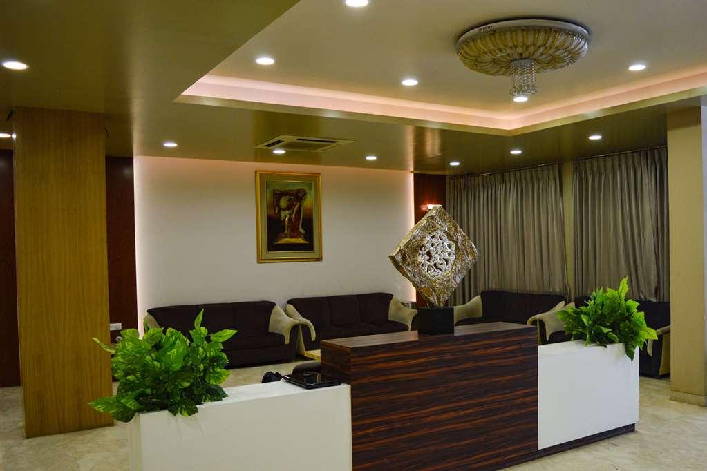 Comfort Hotel 3*