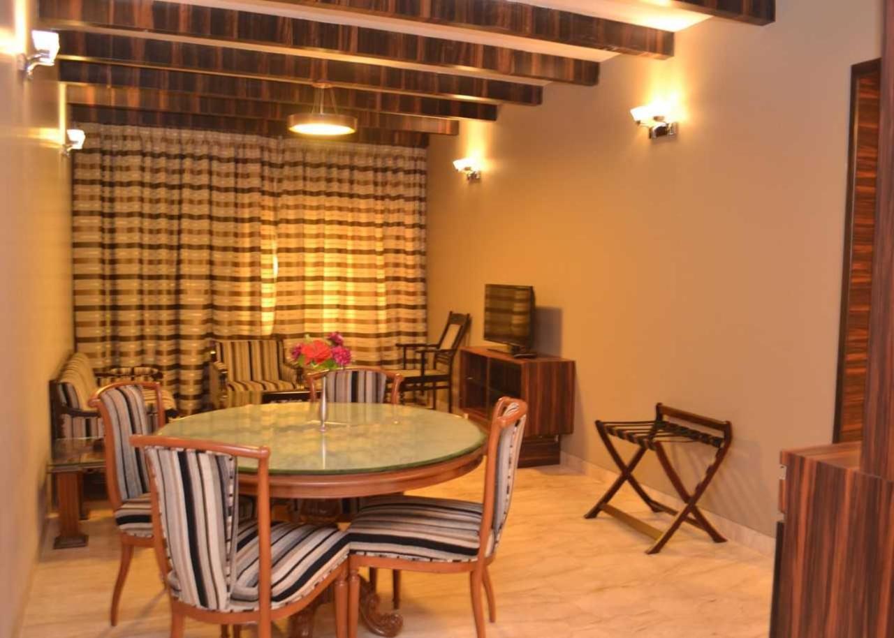 Comfort Hotel Bhuj