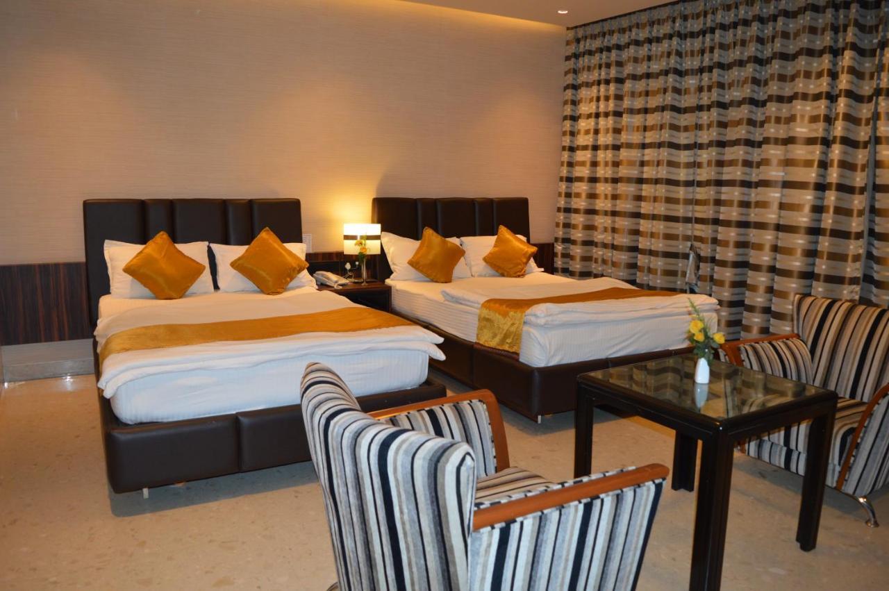 Hotel Comfort Bhuj